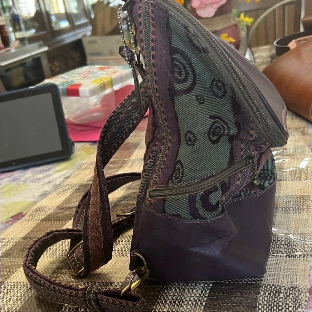 Purple and tapestry mini Backpack amexdoors.ca display picture 2